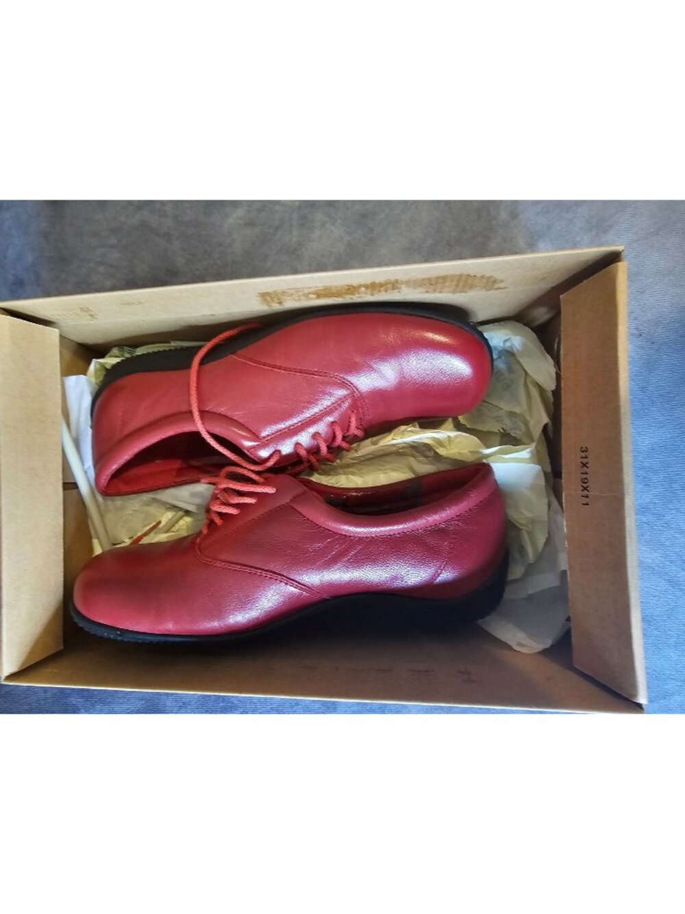 Walking Cradles Red Faulk Leather Shoes Size 6M "(See desc)
